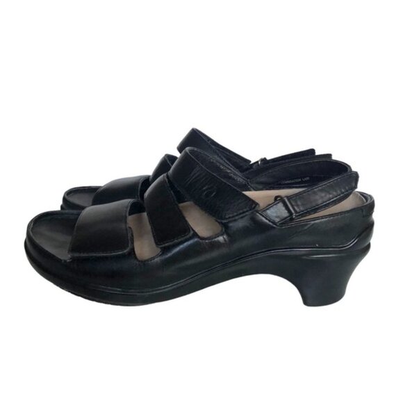Aravon Kira Sandal Size 7 Black Leather - Picture 2 of 12